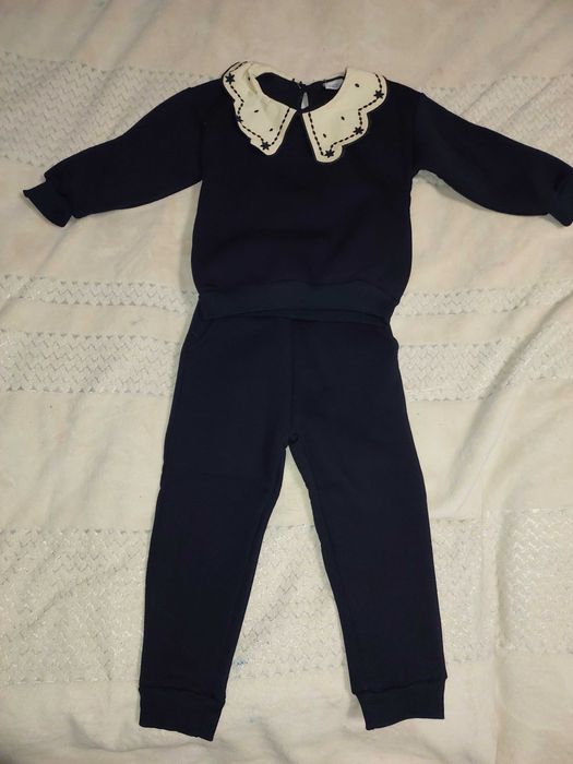 Теплий костюм на флісі для дівчинки 98