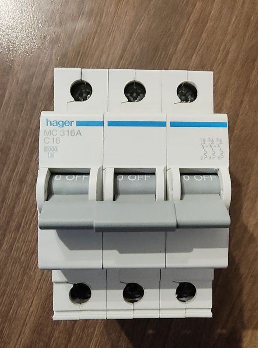 Bezpiecznik nadprądowy Hager C16 3P MC316A