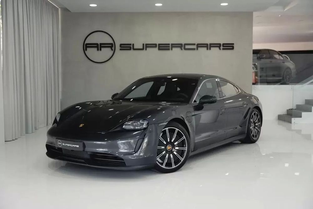 Porsche Taycan 4S