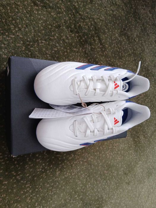 Chuteira criança (NOVA) Copa Pure 2 League Tamanho:32