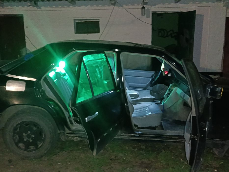 Продам мерседес 124
