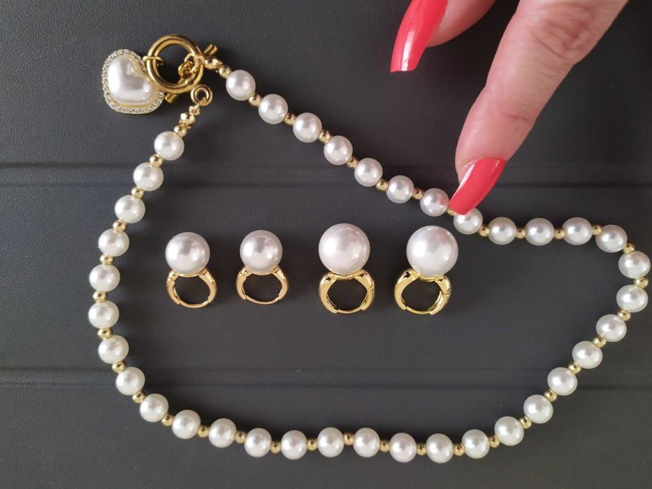 Сережки з жемчугом та намистом набір
