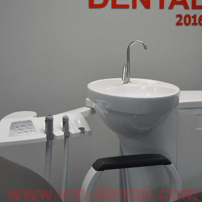 Стоматологічна установка Diplomat 170