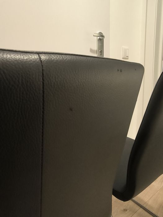 2 cadeiras LILLANAS em pele IKEA