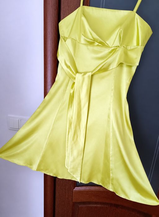 Elegancka sukienka dla kobiety