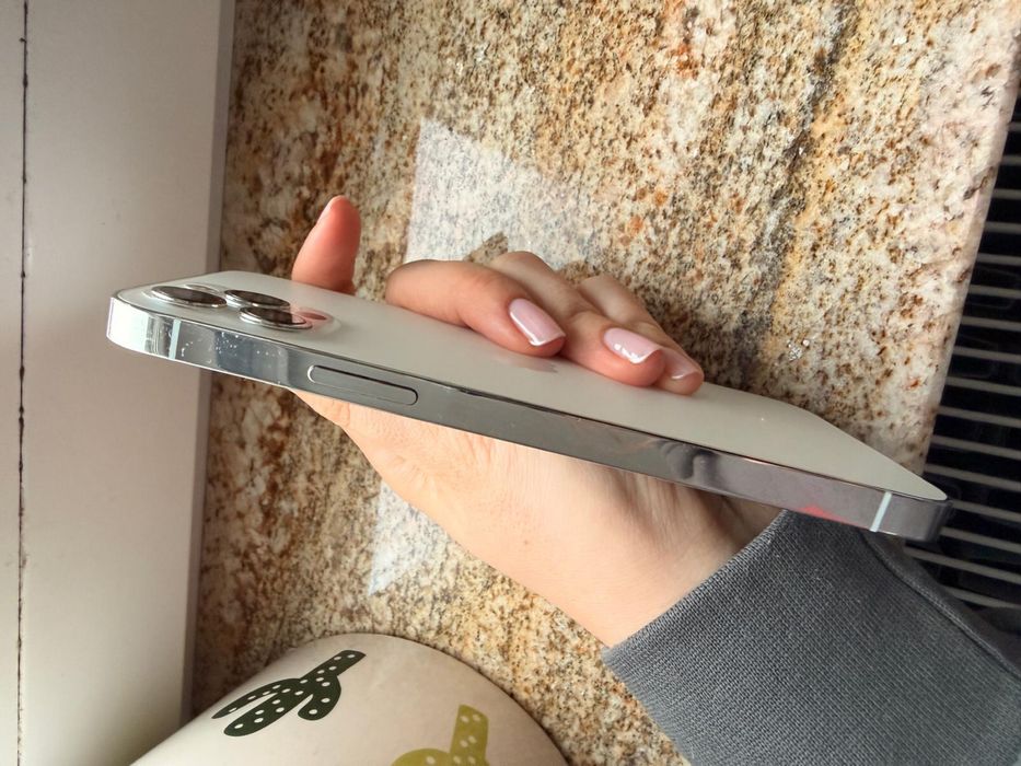 IPHONE 12 PRO silver