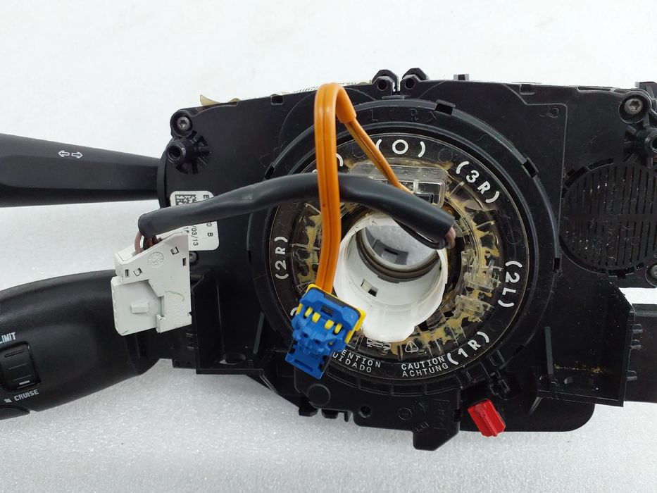 Conjunto / manetes de luzes e limpa vidros PEUGEOT 208