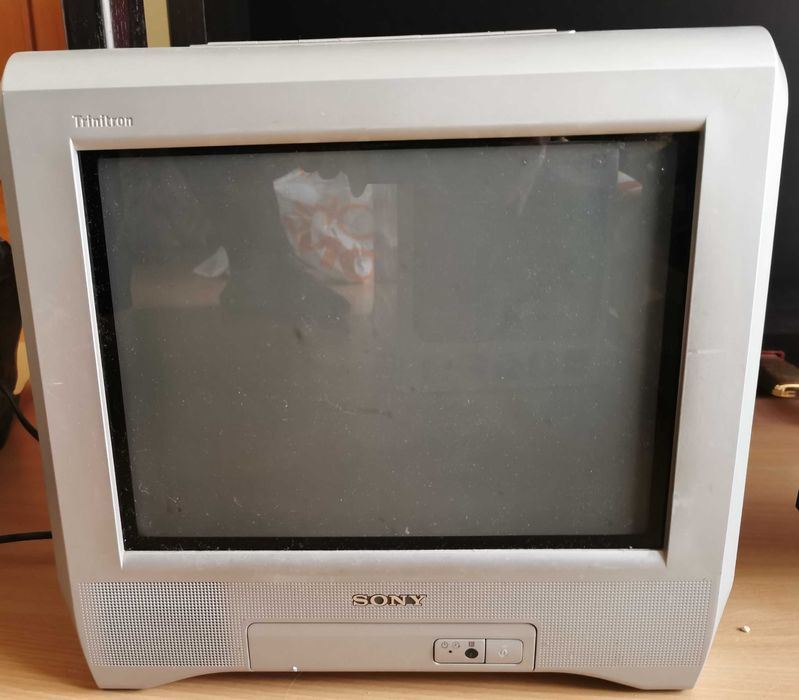 Vendo televisão SONY TRINITRON 35 CM
