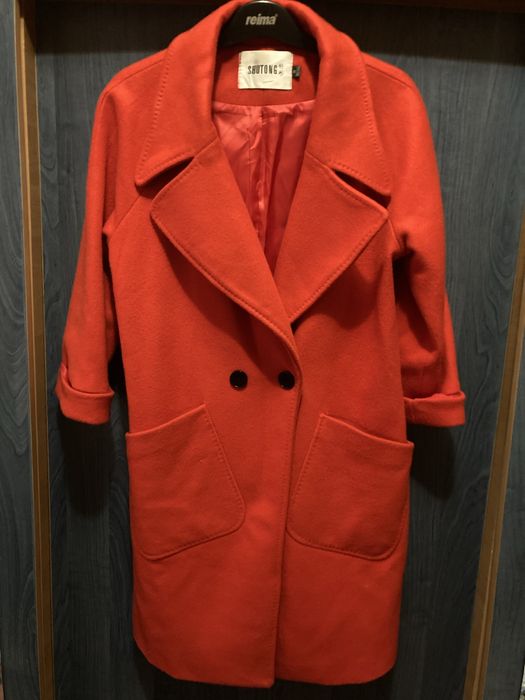 Пальто демісізонне у гарному стані