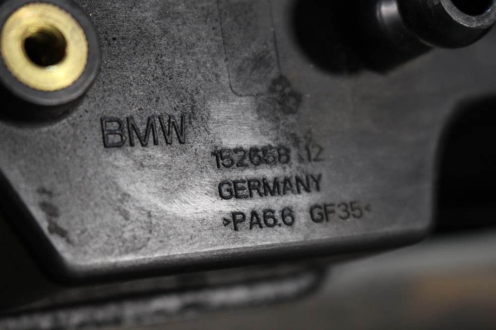 Tampa das válvulas BMW 5 (F10)