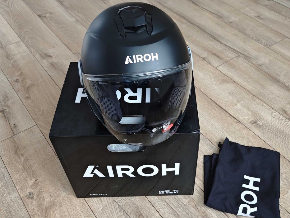 Kask otwarty AIROH HELYOS czarny mat rozmiar M motocykl skuter