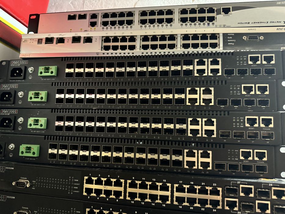 Продам комутатор Edge-Core ECS 4120 28F