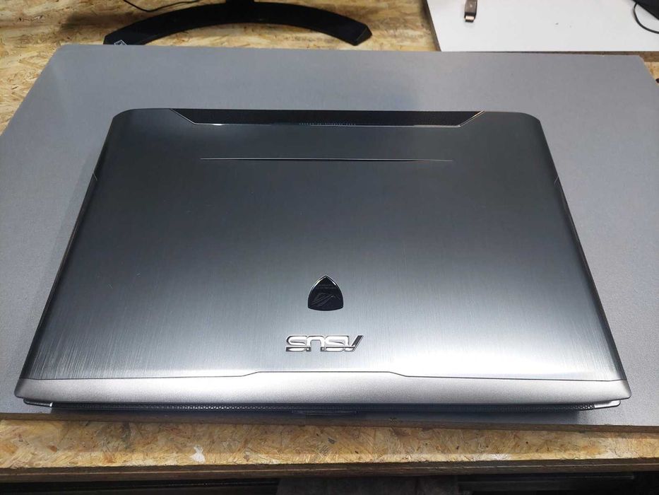 Asus G70S / 17" WUXGA / не включается / на запчасти / редкий