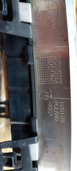 Atrapa grill chłodnicy BMW 3 f31 ,32 "nerki chrom plus kolory M power"
