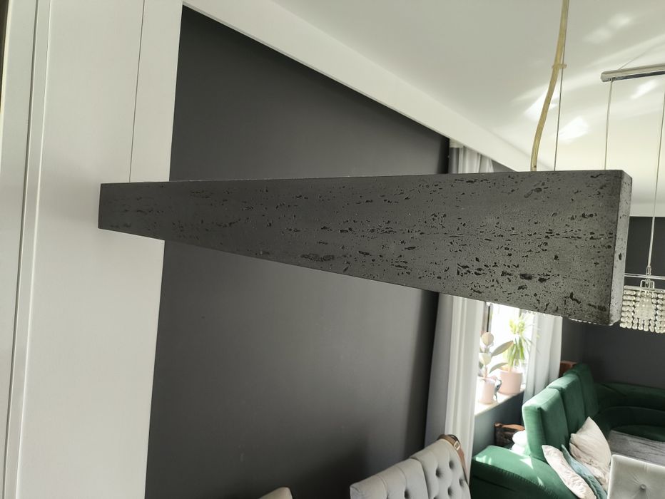 Lampa liniowa beton linia barek stół szara