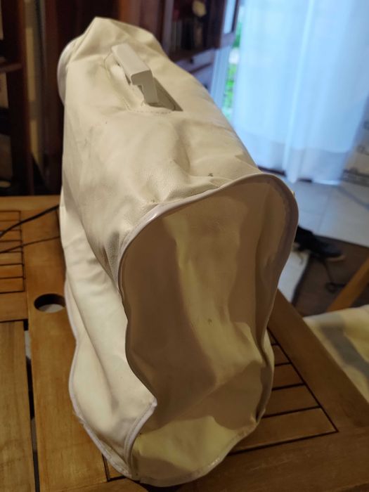 Máquina costura eléctrica Lervia