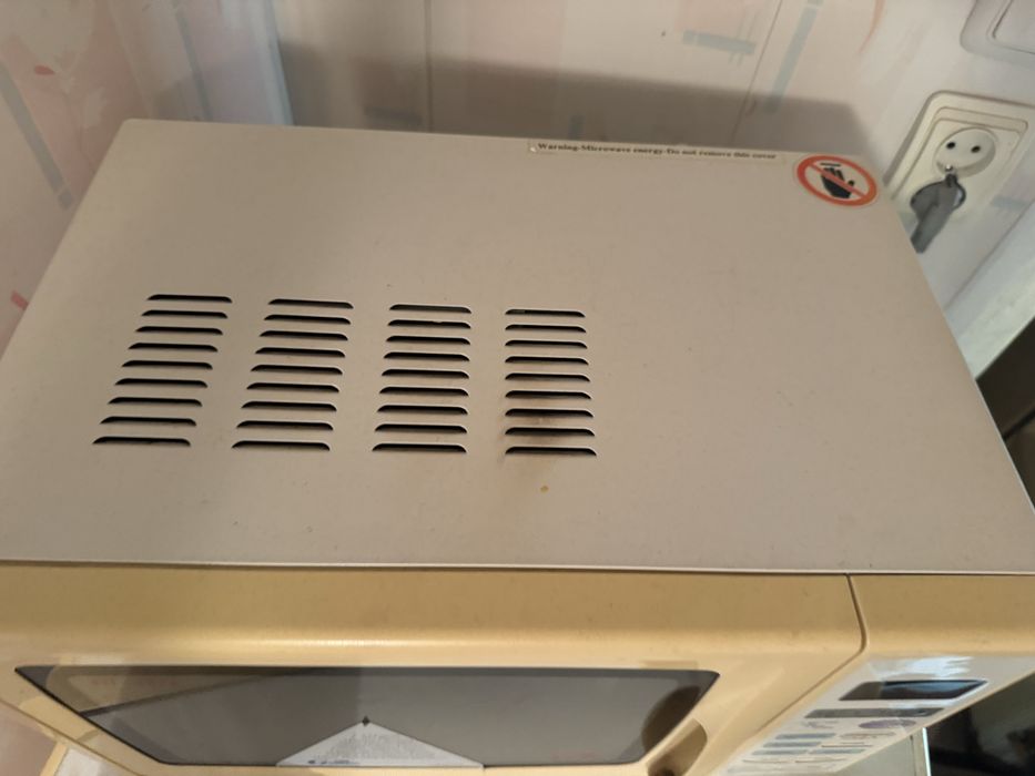 Мікрохвильова піч G-Intek