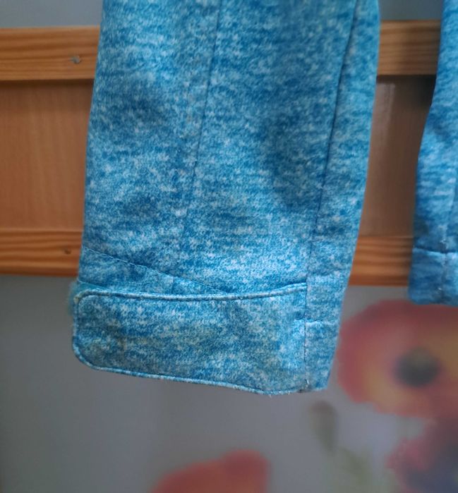 Niebieska kurtka firmy 4F, rozpinana z membraną aquatech ,  rozm. 134