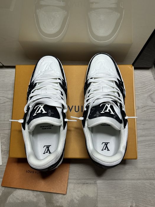 Louis Vuitton trainer