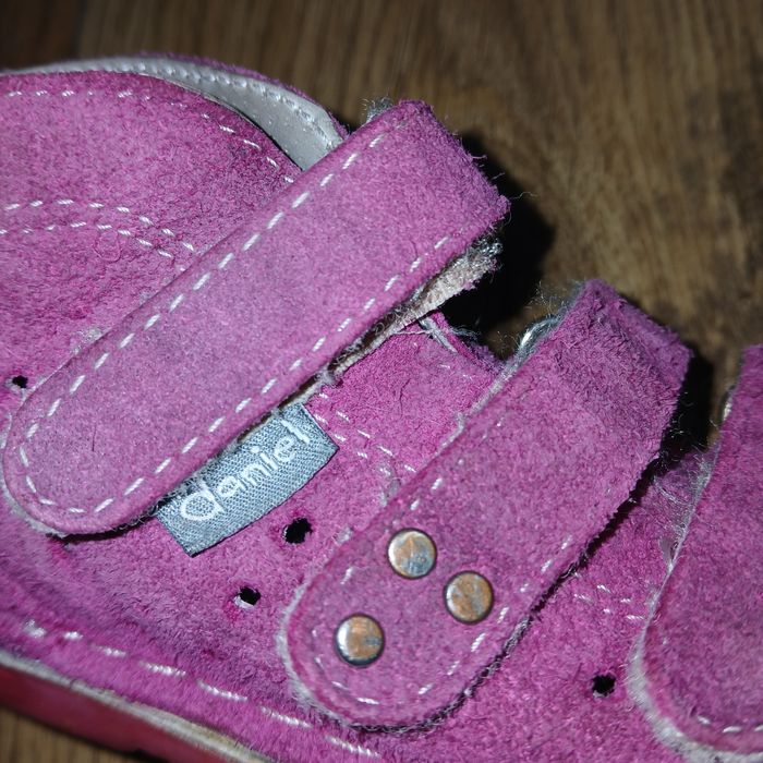 Sandały zamszowe 22 Daniel