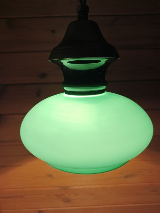 Lampa wisząca z kloszem