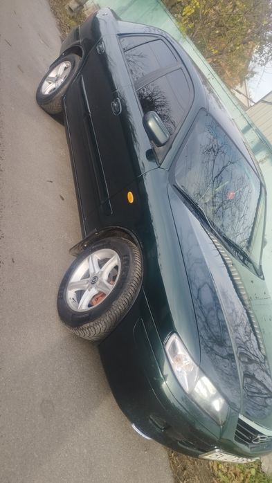 Мазда 626 GF.1.8.2000 рік