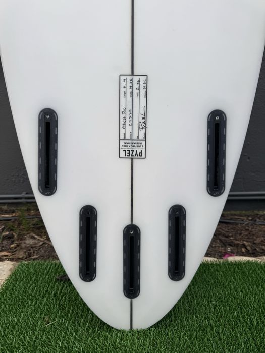 Prancha de Surf Pyzel Ghost Pro 6’4 31.6L