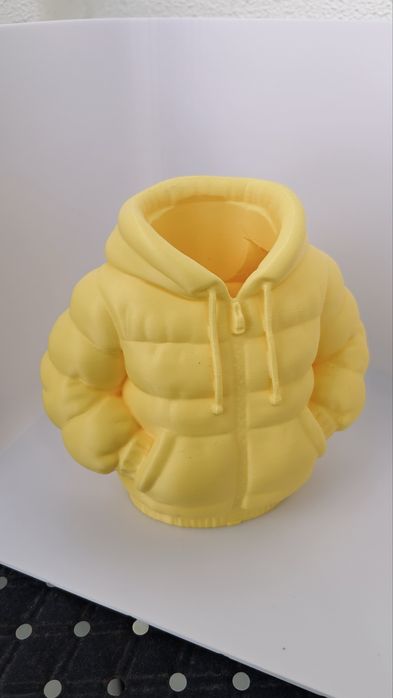 Porta-canetas casaco acolchoado