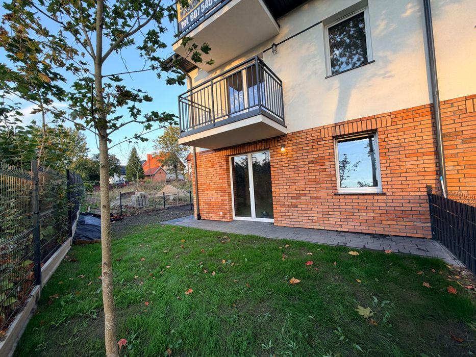 Mieszkanie z ogródkiem, 3-pokojowe W CENTRUM KARTUZ + parking