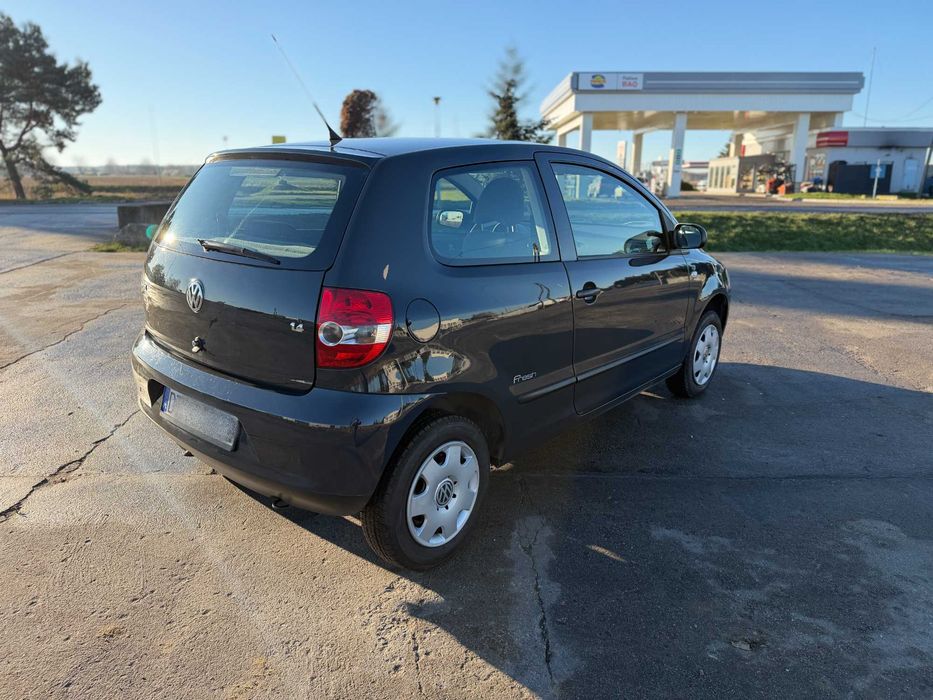 VW Fox 1,4 benzyna * klima * 143 tys. km * zarejestrowany *