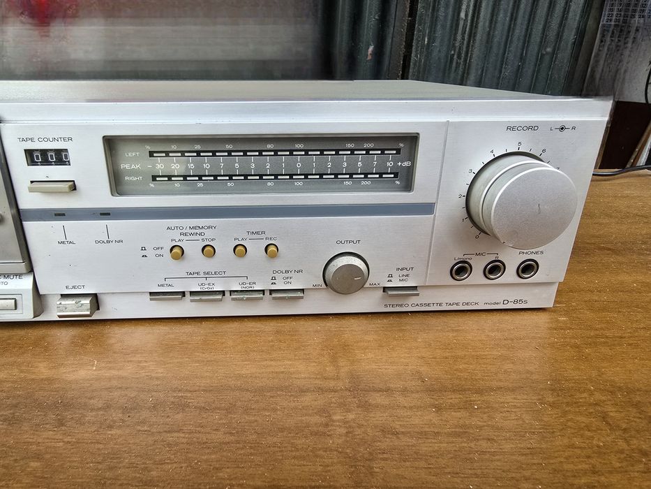 (raro) "Deck K7" Hitachi D-85s