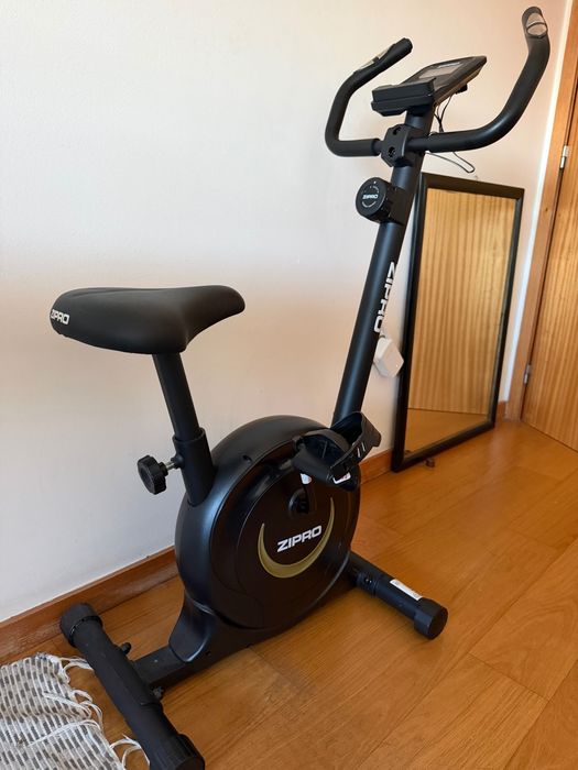Stationary Bicycle495908981540792322