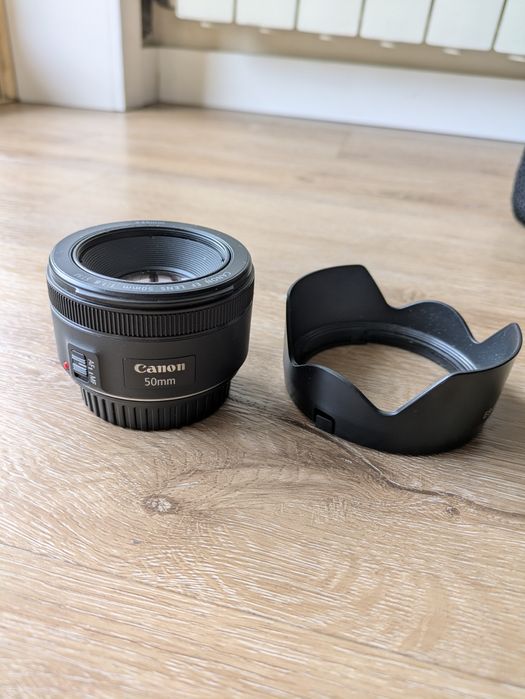 Kit Canon 200D com lente 18-55mm + Lentes 24mm f2.8 e 50mm F1.8