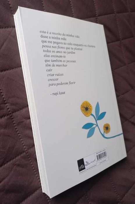 O Sol e as Suas Flores - Rupi Kaur