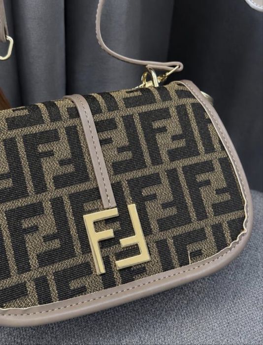 Жіноча сумка Fendi