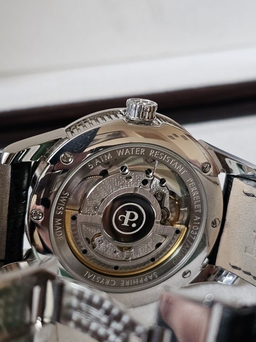 Perrelet Jumping Hour