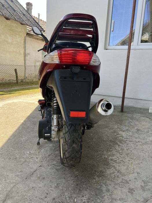 Скутер 150 куб., мотоцикл