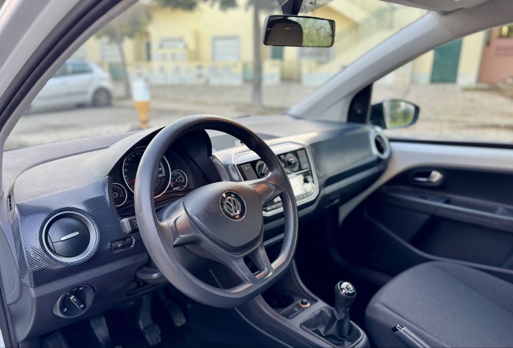 Vw Up! 1.0 gasolina 4 Portas