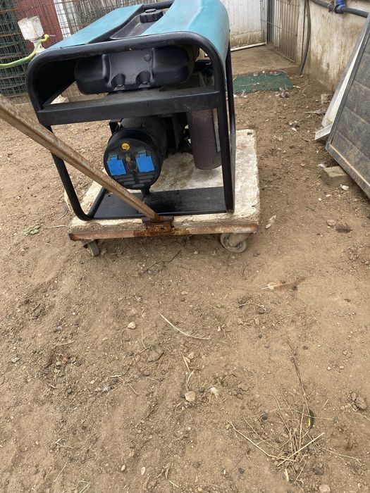 Vendo um Gerador honda 4.1 KVA