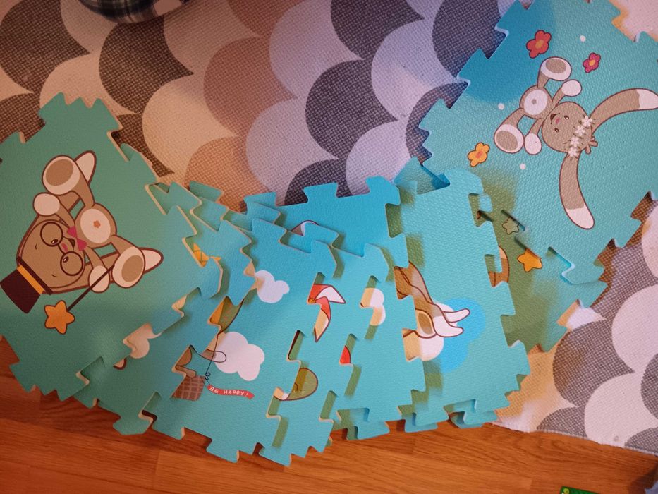 tapete  / puzzle / jogos - criança