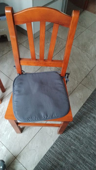 Mesa extensivel com 4 cadeiras