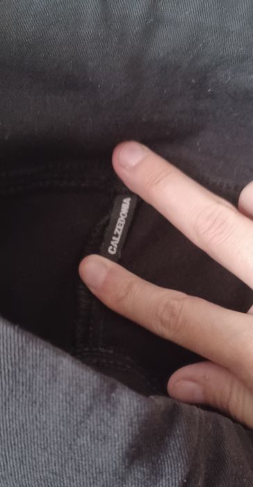 Calças pretas Calzedonia