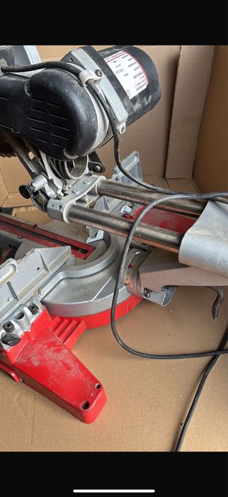 Piła ukośnica Holzmann KAP 305JL – stan bardzo dobry, pełna sprawność