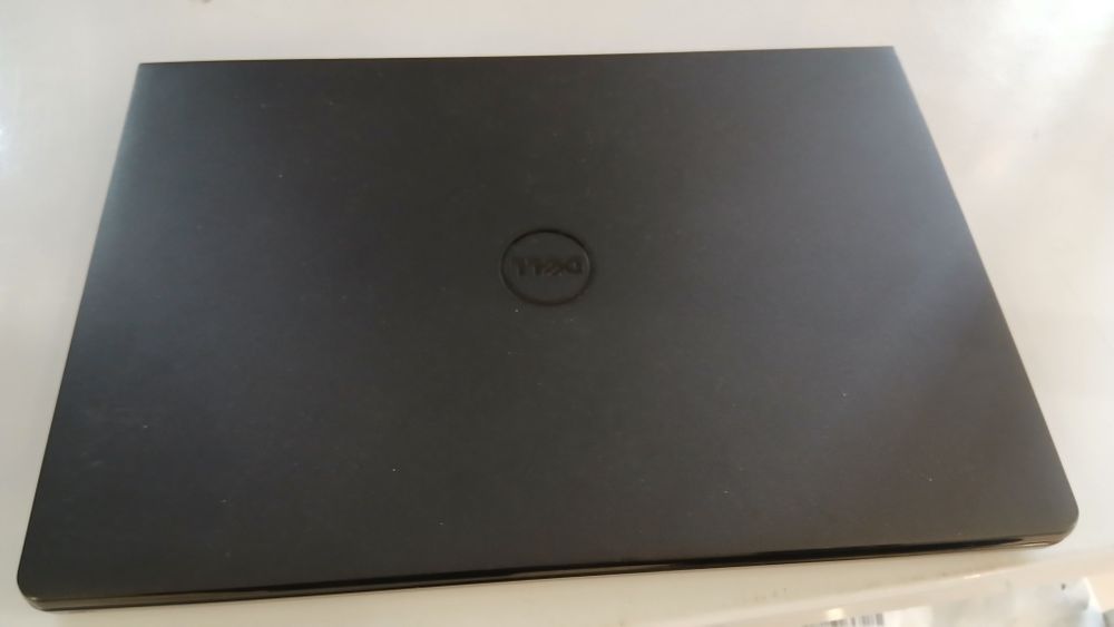 Ноутбук Dell Inspiron
