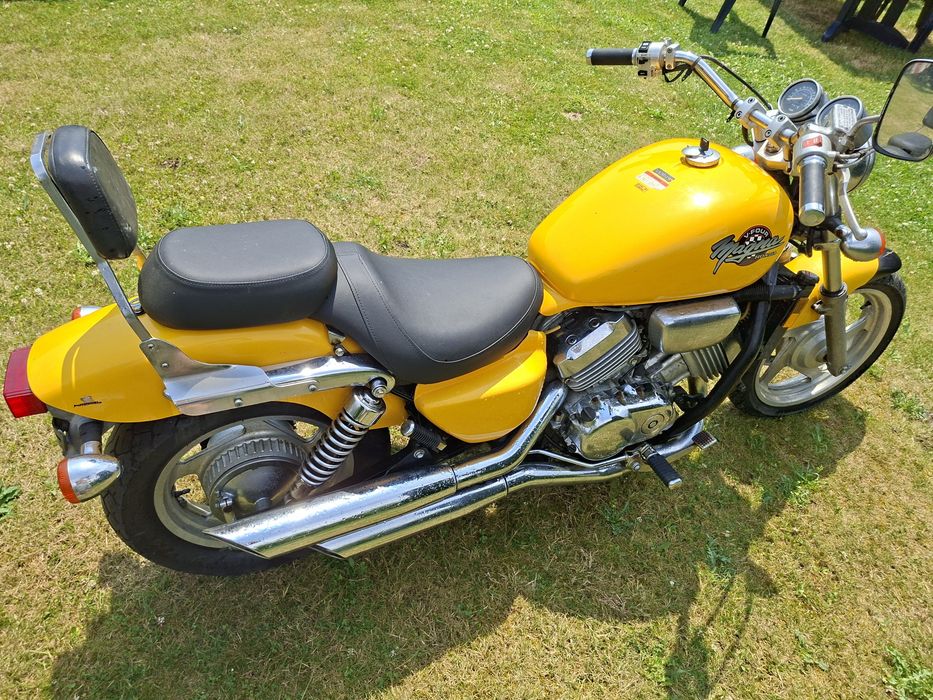 Honda vf 750 Magna