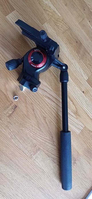 statyw z głowicą Manfrotto