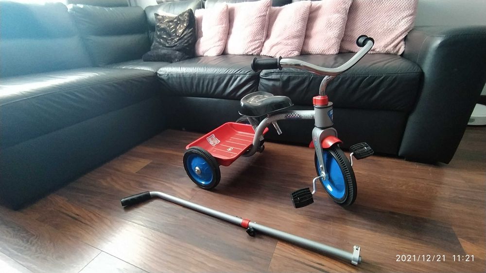 Rowerek trójkołowy z wywrotką