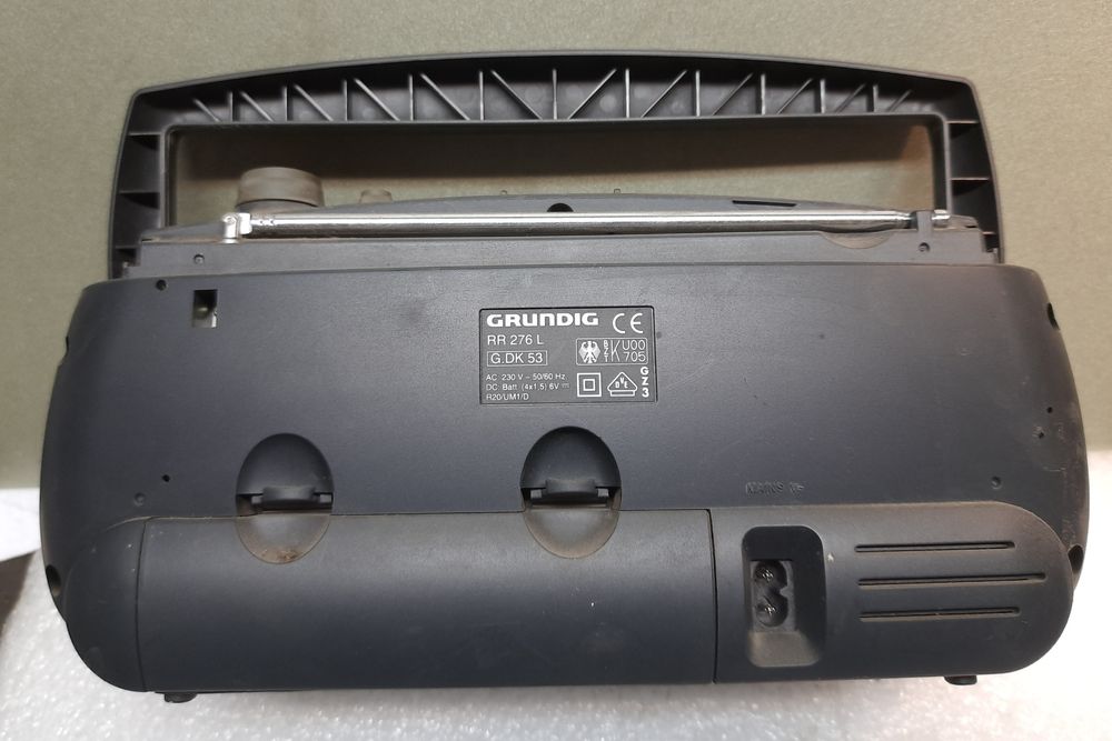Radiomagnetofon Grundig RR 276 L
