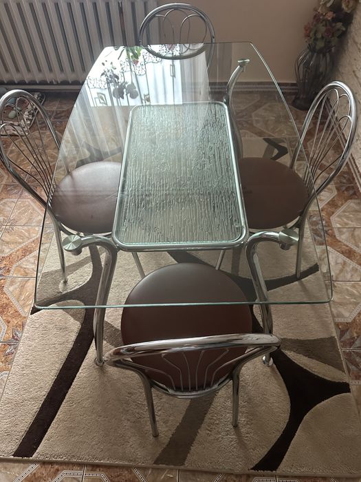 Stół do kuchni szklany AKTUALNE