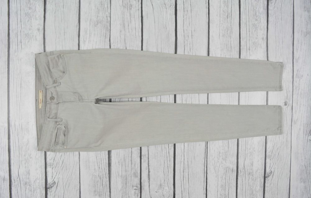 Levis 711 Skinny Damskie Jeansy Stretch W26 L32 26/32